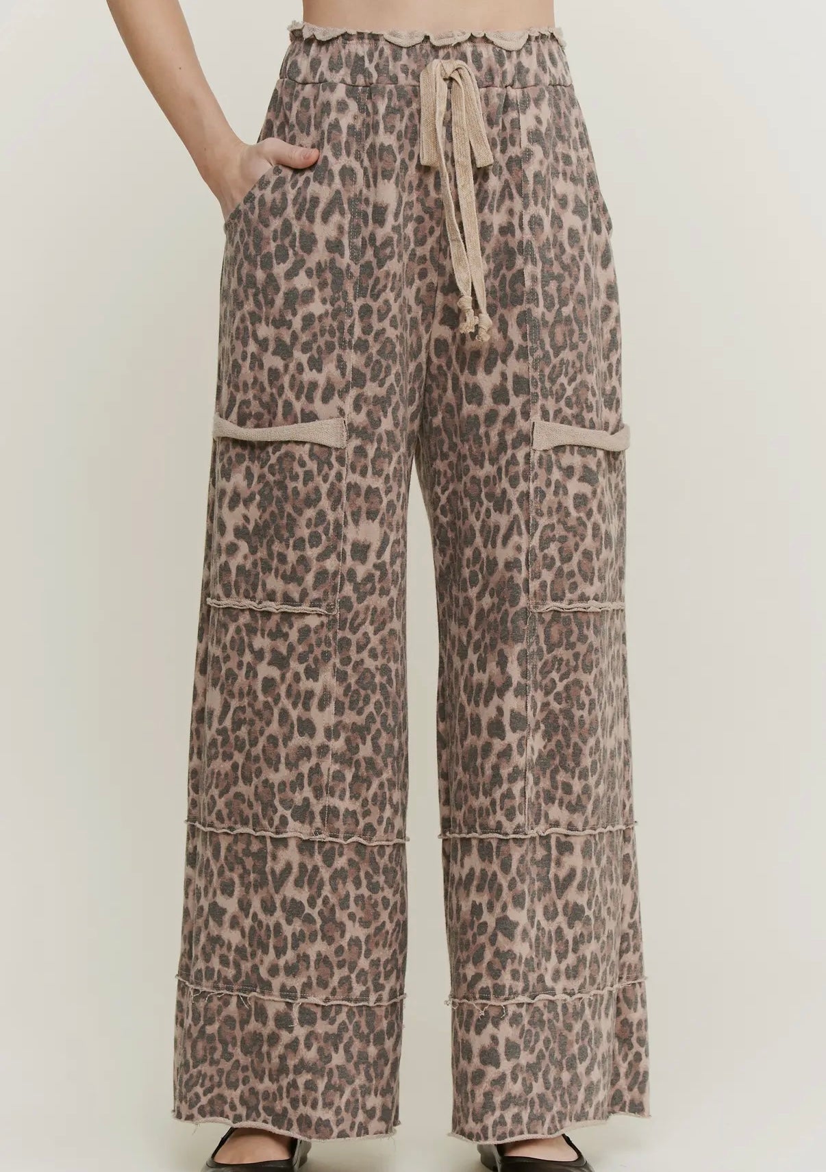 The Perf Leopard Lounge