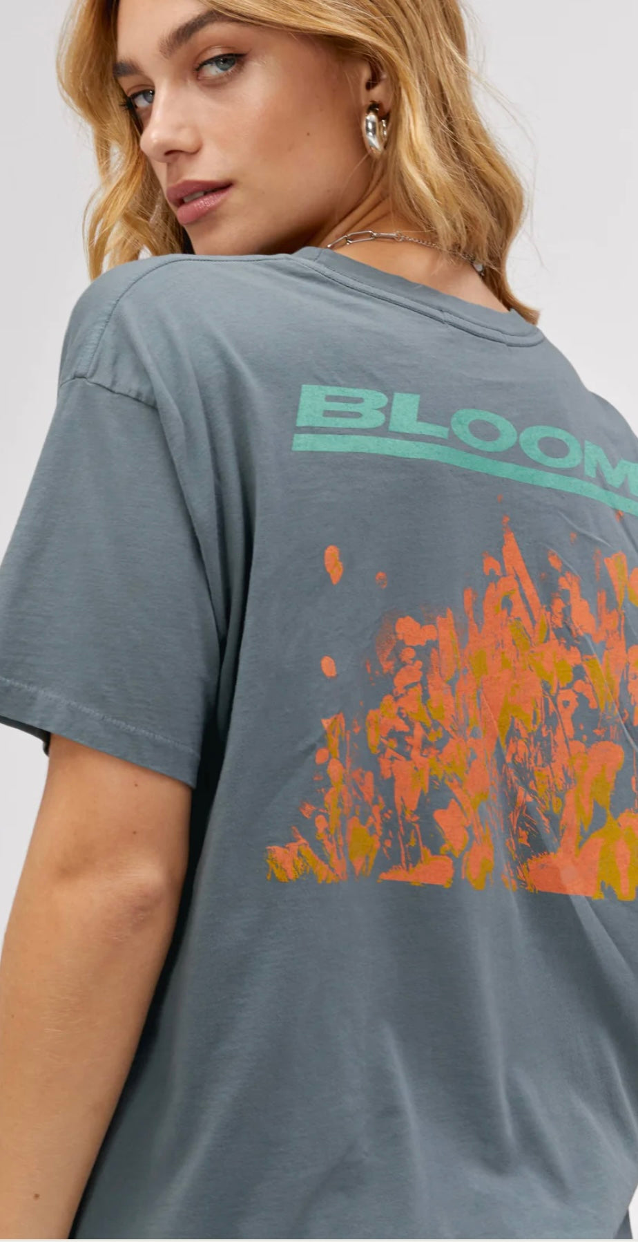 Daydreamers bloom merch tee