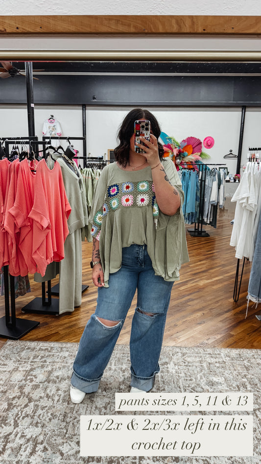 Ends of the Earth Curvy Top