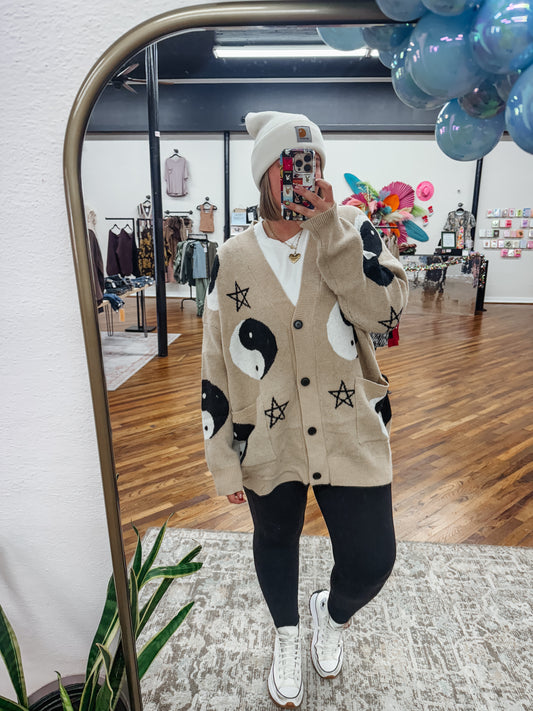 Yin Yang Star Cardi