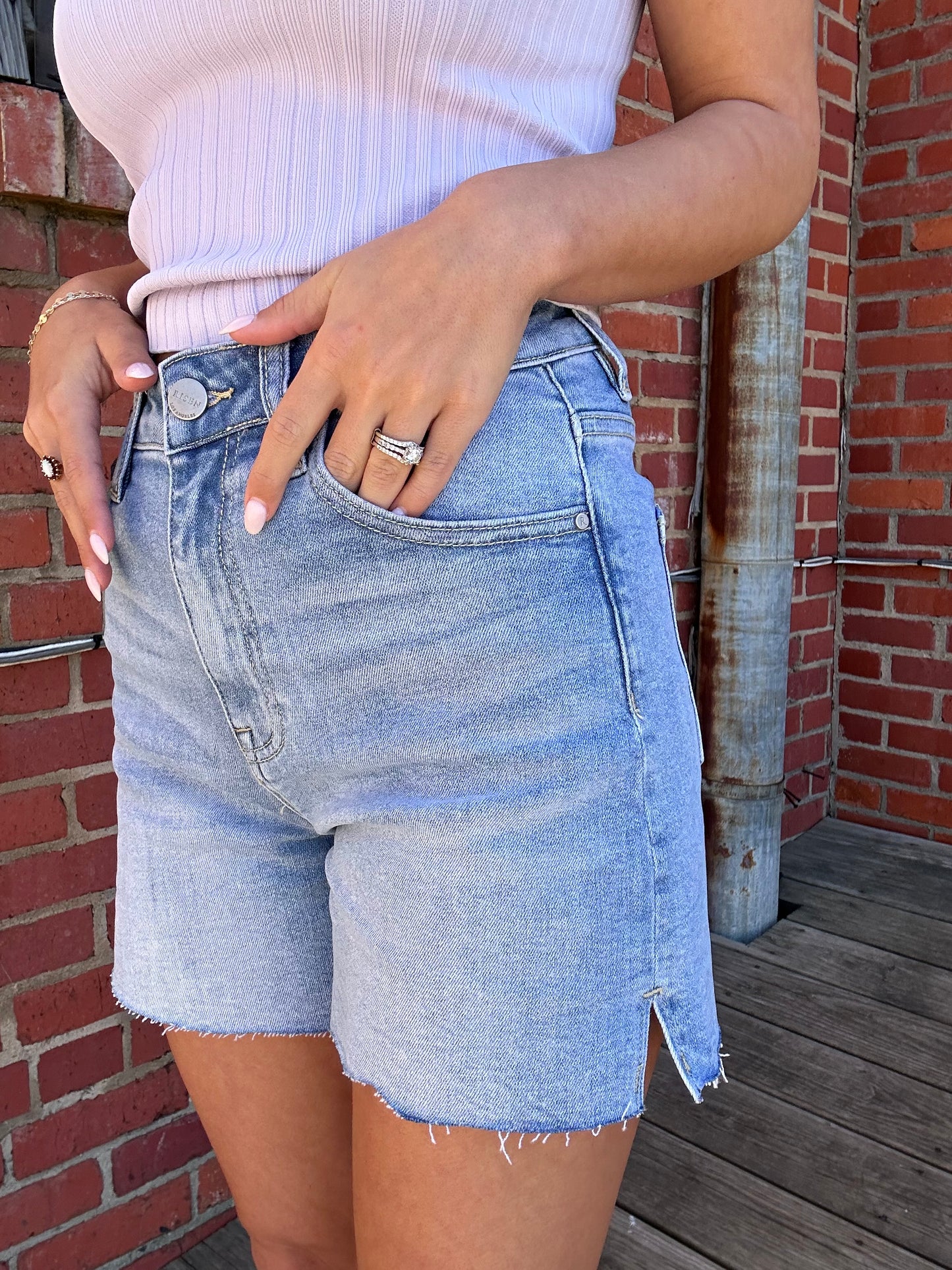 Cottage Cut off shorts